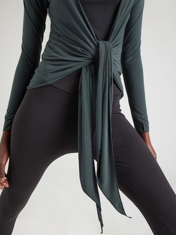 CURARE Yogawear Спортна плетена жилетка в зелено