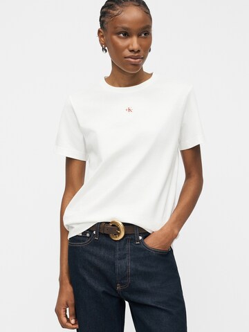 Tricou de la Calvin Klein Jeans pe alb