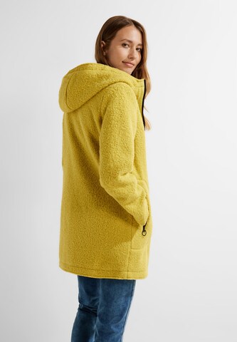 CECIL Between-Seasons Coat in Yellow