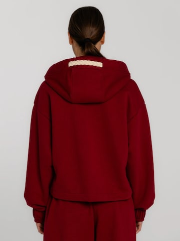 mandragora Sweatshirt 'Sento' in Rot
