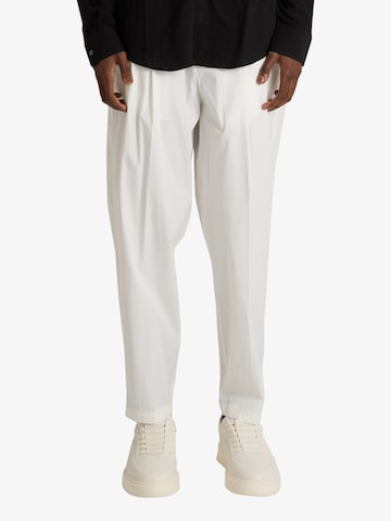 regular Pantaloni di LOW BRAND in bianco: frontale