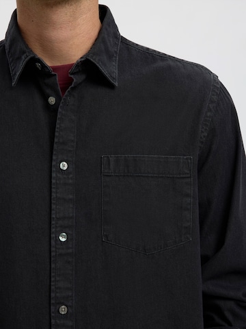 SELECTED Regular fit Риза 'SLHCARLO' в черно