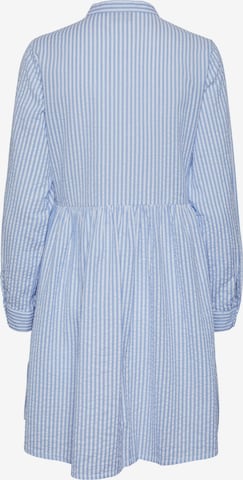Robe-chemise 'SALLY' PIECES en bleu