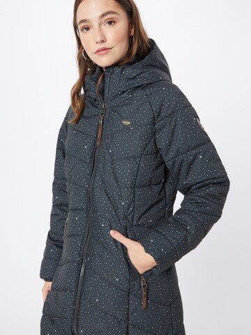 Manteau fonctionnel 'DIZZIE' Ragwear en gris