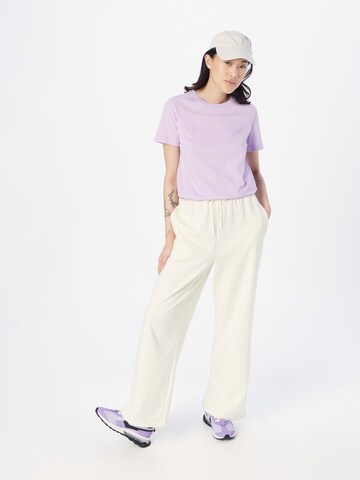 Champion Authentic Athletic Apparel T-Shirt in Lila