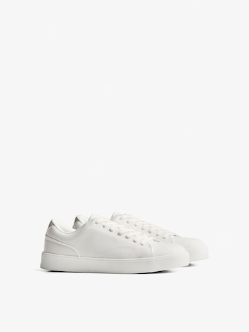 Bershka Sneaker in Weiß