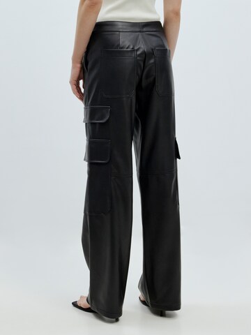 EDITED Wide leg Cargobroek 'Jill' in Zwart