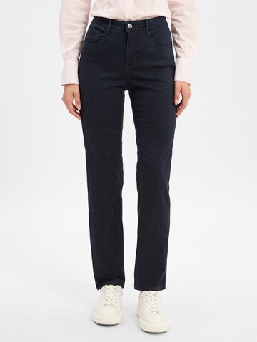 BRAX Regular Jeans in Blau: Vorderseite