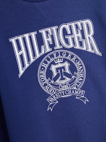 TOMMY HILFIGER Sweatshirt in Blau