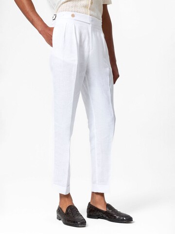 Antioch Regular Trousers in White