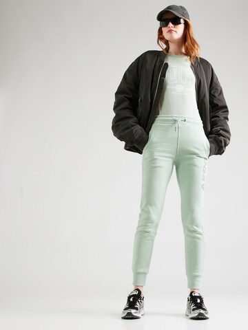 Tapered Pantaloni di AÉROPOSTALE in verde