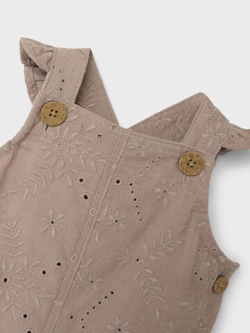 Ensemble NAME IT en gris