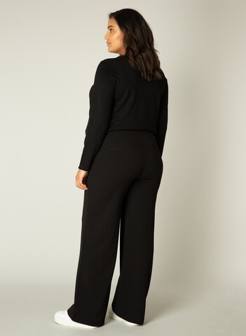 BASE LEVEL CURVY Loosefit Hose 'Arah' in Schwarz