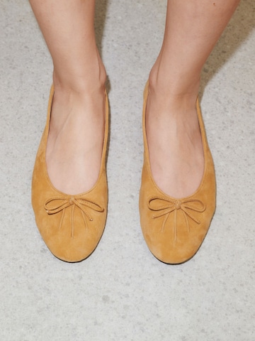 Ballerina 'N.Premium' di Next in giallo