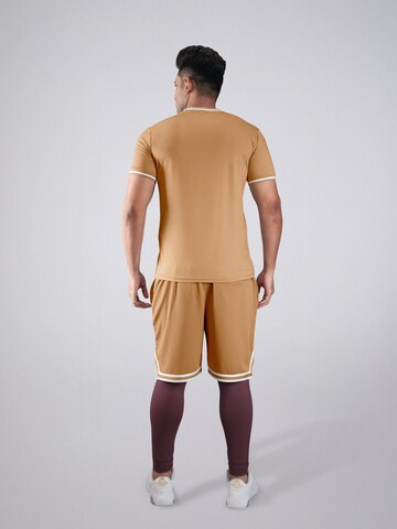Completo sportivo 'Flex' di PANTONECLO in beige