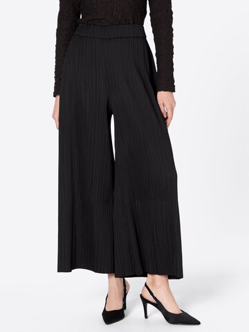 MADS NORGAARD COPENHAGEN Wide Leg Hose in Schwarz: predná strana