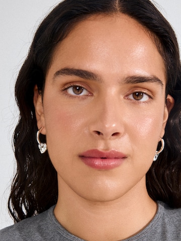 Pilgrim Обеци 'NOVA' в сребърно: отпред