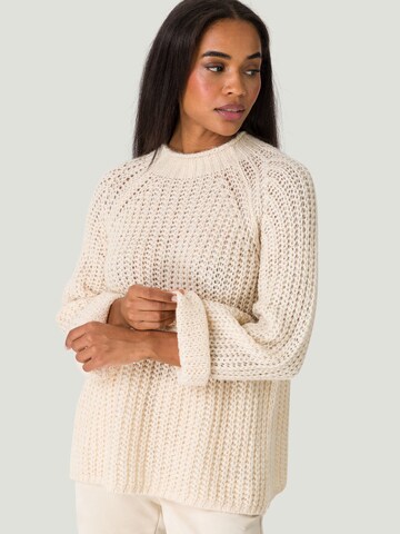 zero Sweater in Beige: front