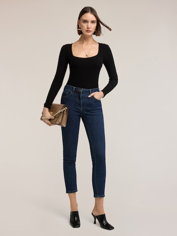 Pull-over MOTIVI en noir