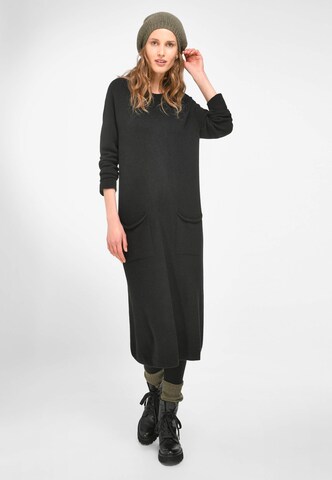 include Knitted dress in Black: front