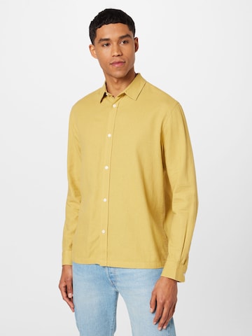 WEEKDAY Regular fit Overhemd in Geel: voorkant