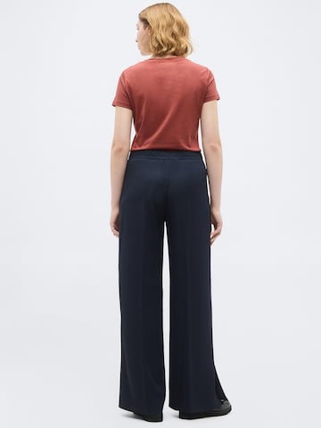 BOSS Широкий Плиссированные брюки 'Tajila' в Синий