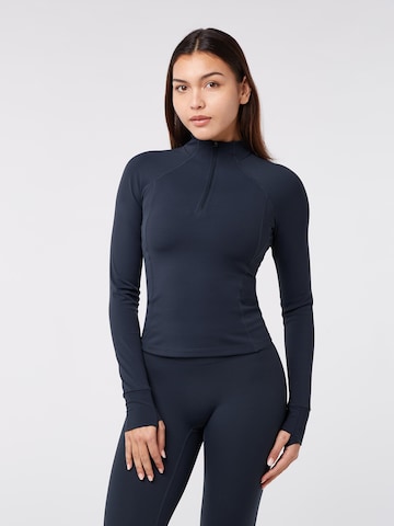 YO-GAYA Sports top 'Quarter Zip Long Sleeve Top' in Blue