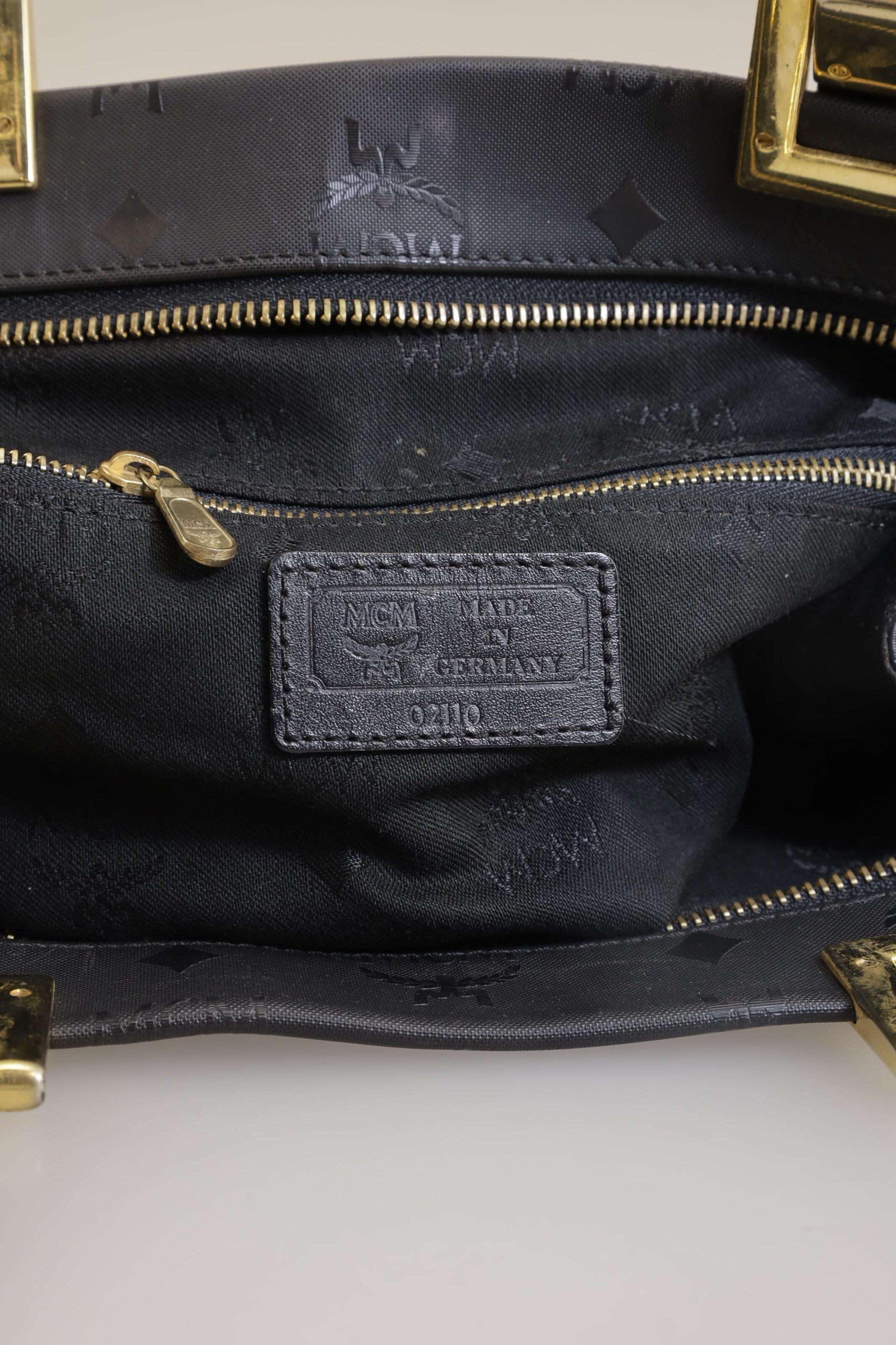 MCM Bag in One size in Black