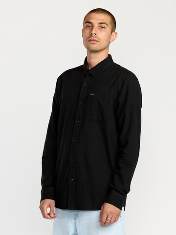 Volcom Comfort Fit Hemd 'Caden Solid' in Schwarz