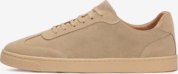 Baskets basses Kazar en beige : devant