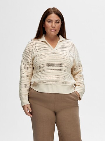 SELECTED FEMME Sweater in Beige: front