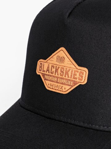 Blackskies Cap 'Essentials' in Black