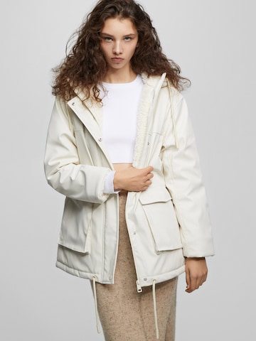 Pull&Bear Winter parka in Beige: front