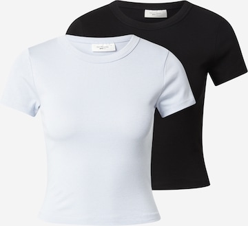 Gina Tricot Тениска в синьо: отпред