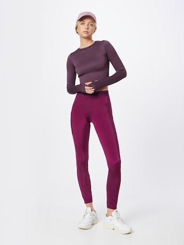 HKMX - Skinny Calças de desporto em roxo