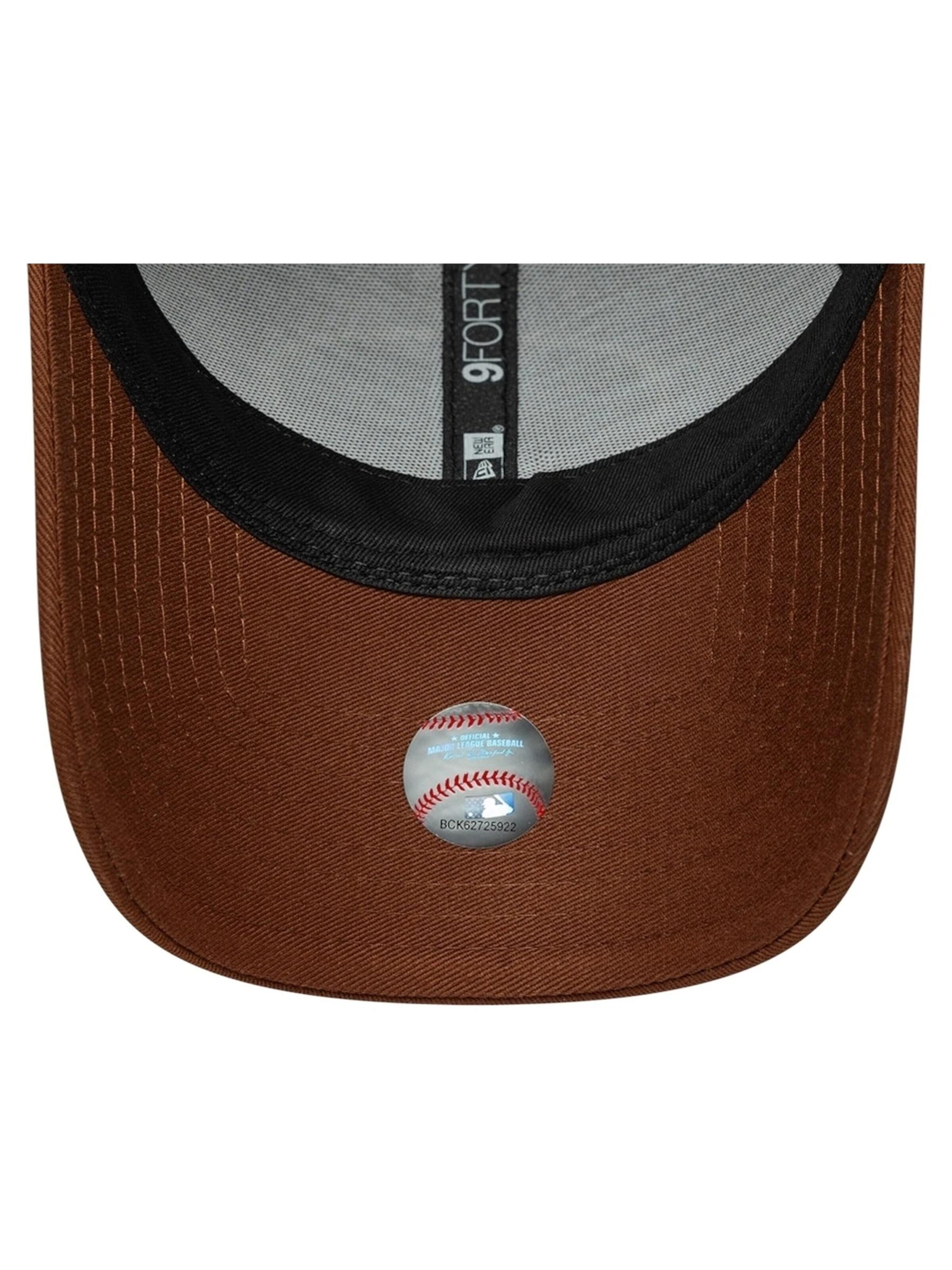 NEW ERA - Gorra en marrón