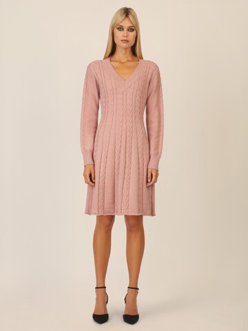 APART Knitted dress in Beige