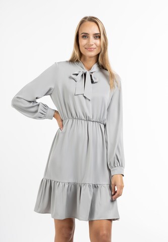 usha BLACK LABEL - Vestido camisero en gris: frente