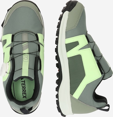 ADIDAS TERREX - Zapatos bajos 'AGRAVIC' en verde