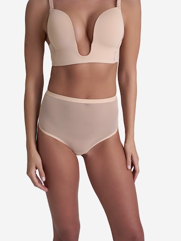Bye Bra Shapingslip 'Forming Tulle Mid Waist Thong' in Beige: voorkant