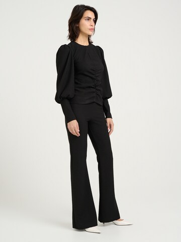 Chemisier 'Shilla' Gestuz en noir