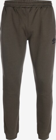 UMBRO Tapered Sportbroek in Bruin: voorkant