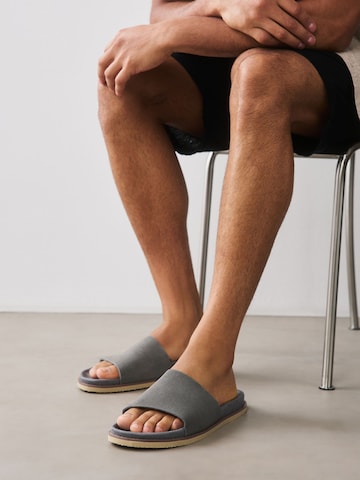 Zoccoletto di Next in grigio