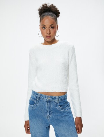 Koton Sweater in White: front