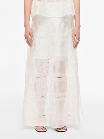 Jupe ROUGE EDIT en blanc : devant