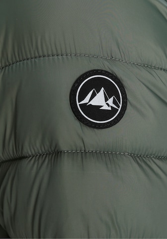 POLARINO Between-Season Jacket in Green