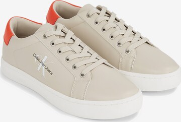 Calvin Klein Jeans Sneaker in Beige