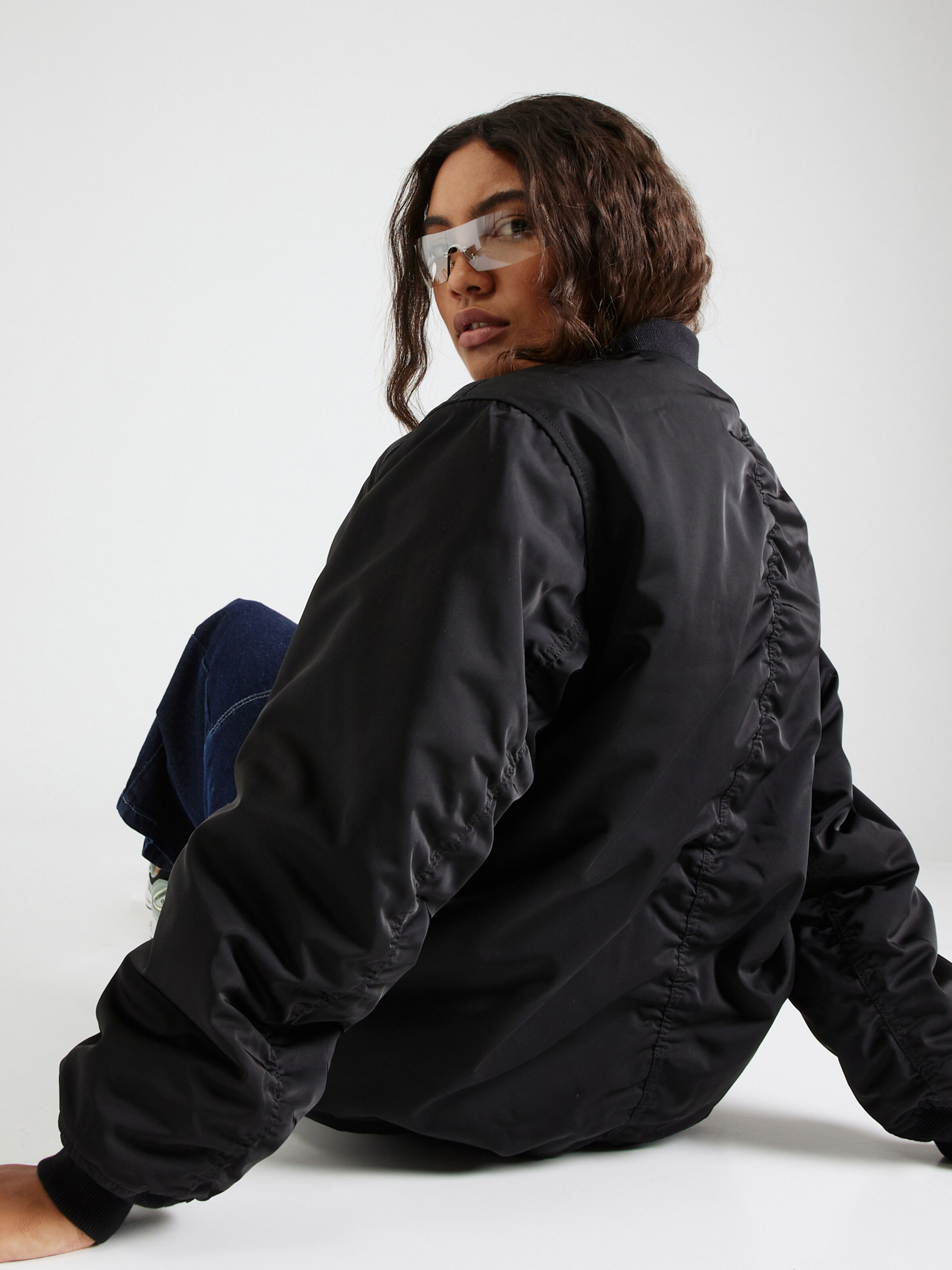 WEEKDAY Between-Season Jacket 'Lui' in Black | ABOUT YOU WEEKDAY Between-Season Jacket 'Lui' in Black | ABOUT YOU