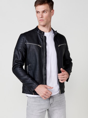 KOROSHI Jacke in Schwarz: Vorderseite
