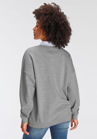 KangaROOS Sweatshirt in Grau